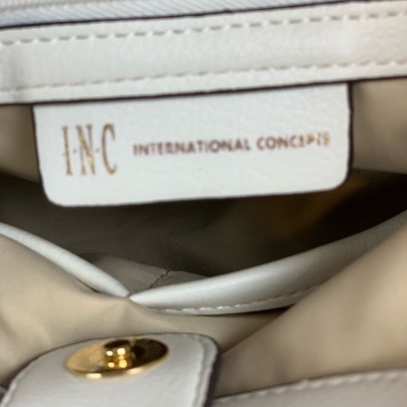 💜CLEARANCE💜INC International Concepts White Feona Mini Tote Crossbody - Picture 9 of 10